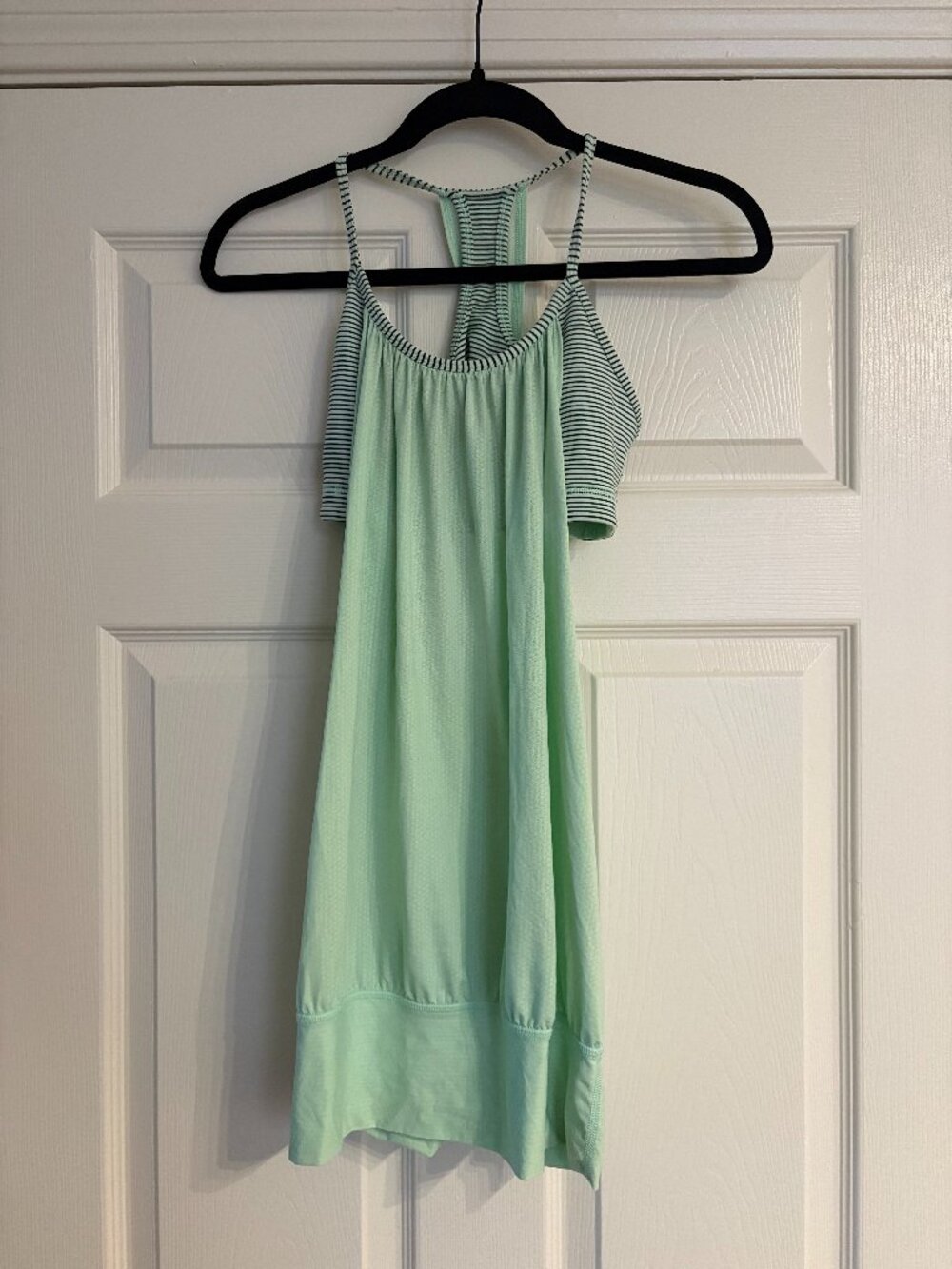 Lululemon No Limits Tank (6)